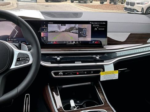 Used 2026 BMW X5 xDrive40i w/ Executive Package image 6