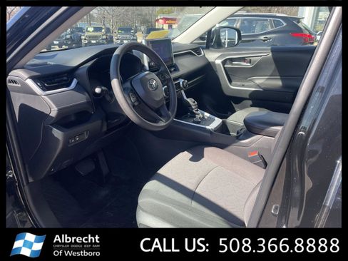 Used 2024 Toyota RAV4 AWD Hybrid image 8