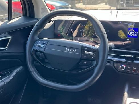 Used 2026 Kia Sportage EX AWD/4WD image 14