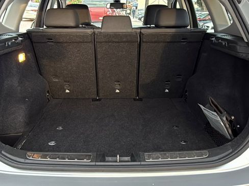 Used 2015 BMW X1 sDrive28i image 9