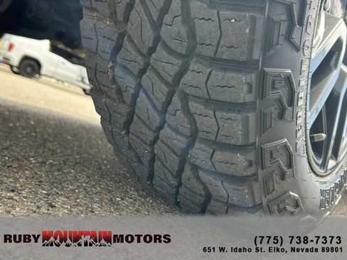 Used 2024 GMC Sierra 1500 Pro w/ Graphite Edition AWD/4WD image 18