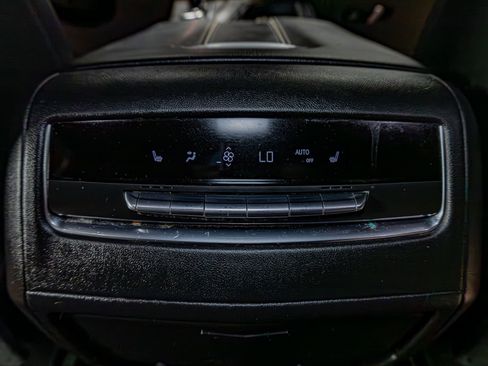 Used 2021 Cadillac Escalade Sport w/ LPO, Illumination Package image 22