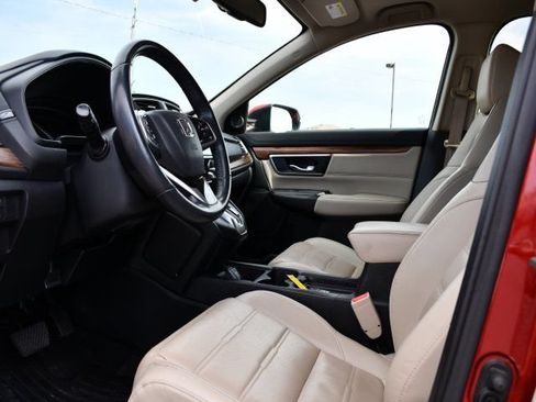 Used 2019 Honda CR-V Touring image 16