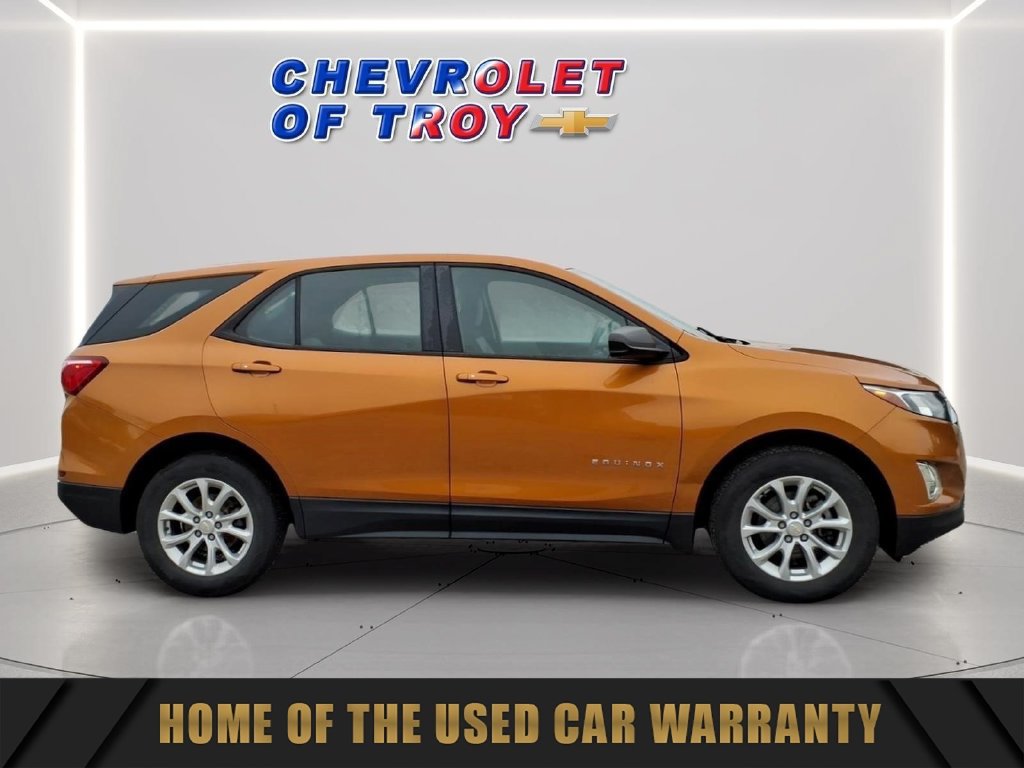 Used 2018 Chevrolet Equinox LS FWD image 10