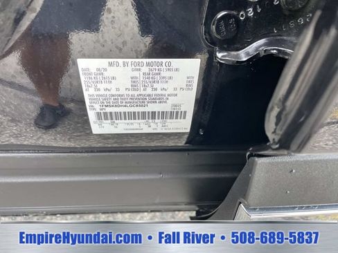 Used 2020 Ford Explorer XLT w/ Equipment Group 202A AWD/4WD image 21