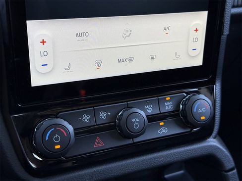 New 2025 Ford Ranger XLT w/ Equipment Group 301A High image 57