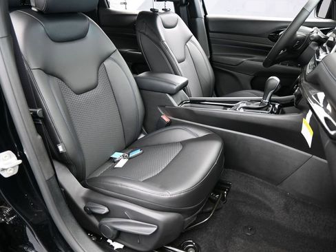 New 2026 Jeep Compass Latitude image 39