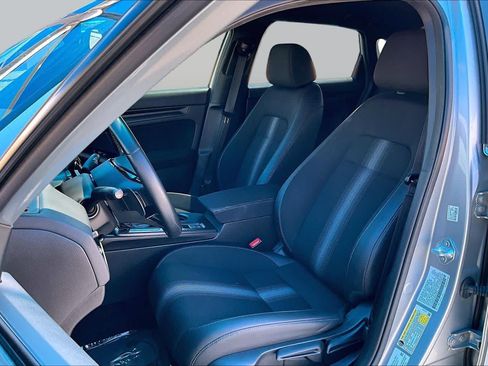 Used 2025 Honda Civic Sport image 8