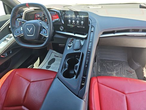 Used 2023 Chevrolet Corvette Stingray Coupe w/ Z51 Performance Package RWD image 9