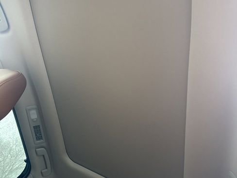 Certified 2025 Nissan Pathfinder Platinum w/ Cargo Package image 45