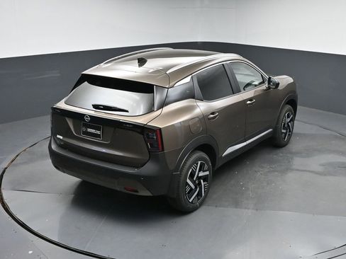 New 2026 Nissan Kicks SV image 41