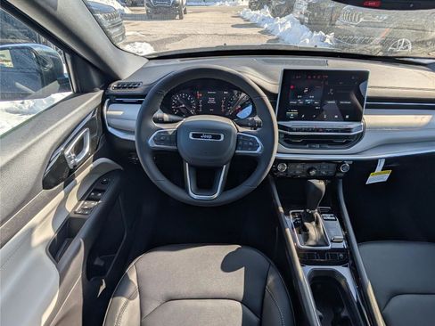 New 2026 Jeep Compass Limited AWD/4WD image 12