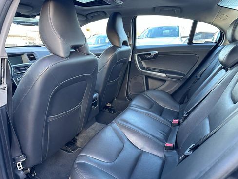 Used 2015 Volvo S60 T5 Premier image 18