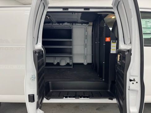 New 2026 Chevrolet Express 2500 Extended w/ Driver Convenience Package image 24