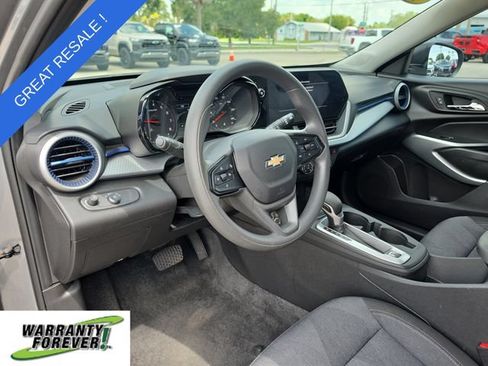 Used 2024 Chevrolet Trax LS w/ Driver Confidence Package FWD image 14