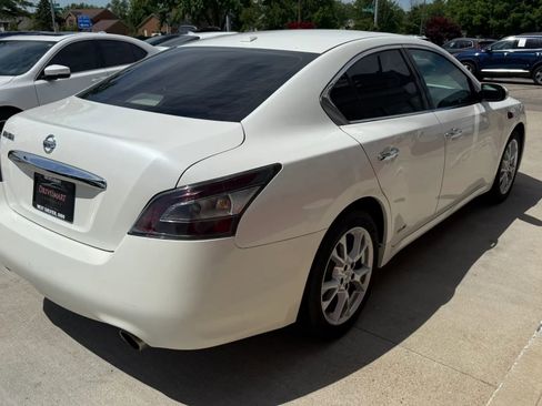 Used 2014 Nissan Maxima 3.5 SV w/ Cold Package FWD image 3