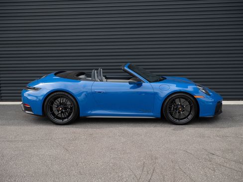Certified 2026 Porsche 911 Carrera 4 GTS AWD/4WD image 25