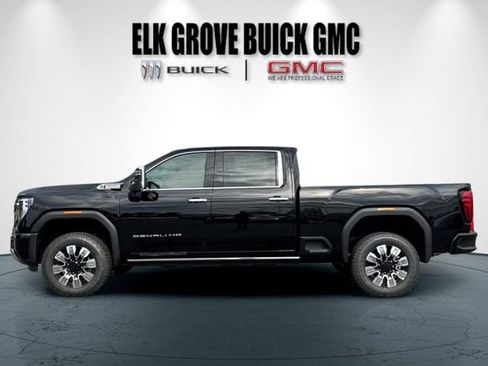 New 2026 GMC Sierra 2500 Denali w/ Denali Reserve Package image 7