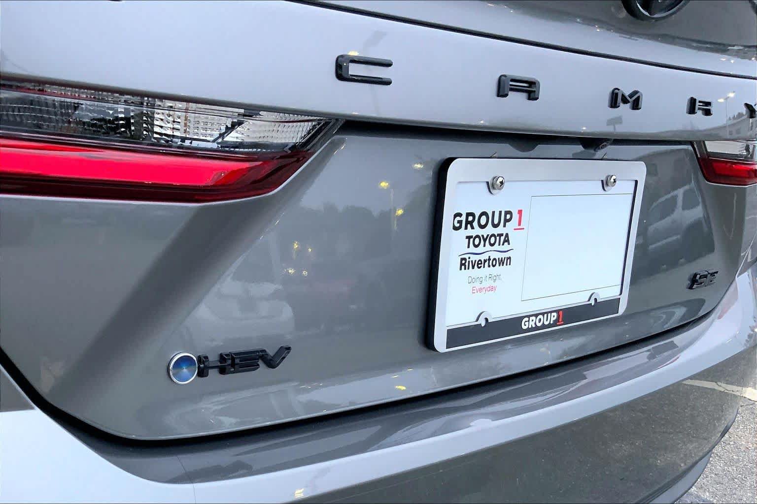 Used 2026 Toyota Camry SE FWD image 28