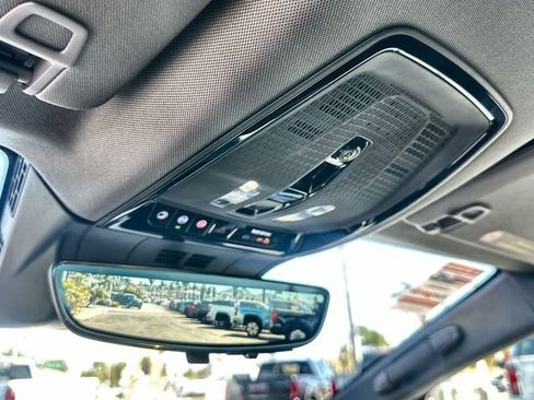 New 2025 Cadillac Optiq Luxury 1 image 36