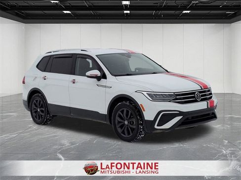Used 2022 Volkswagen Tiguan SE image 7