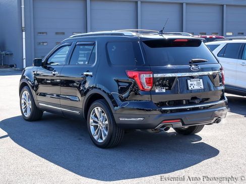 Used 2018 Ford Explorer Limited image 5