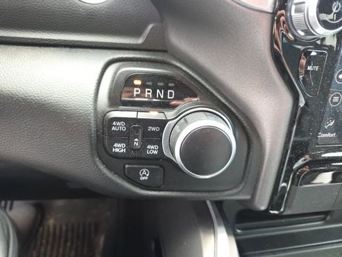 Used 2023 RAM 1500 Big Horn AWD/4WD image 19