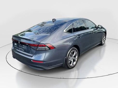Certified 2023 Honda Accord EX image 33