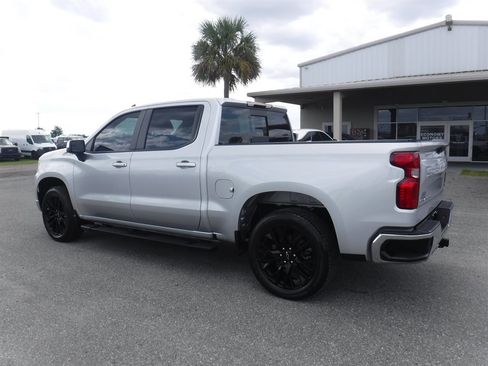 Used 2022 Chevrolet Silverado 1500 LT w/ Z71 Off-Road Package image 9