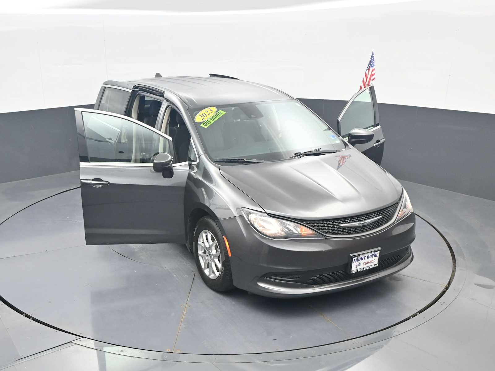 Used 2023 Chrysler Voyager LX FWD image 49