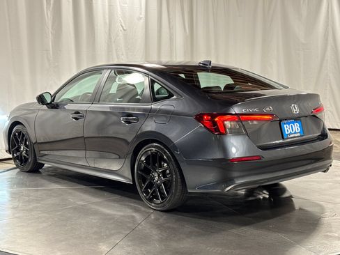 Used 2025 Honda Civic Sport image 9