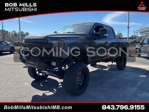 Used 2017 Ford F250 Lariat w/ Lariat Ultimate Package image 6