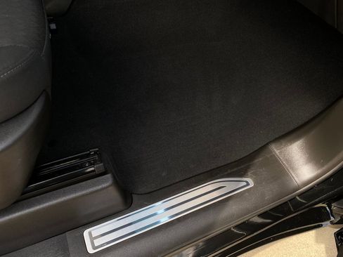 Used 2024 Chevrolet Silverado 2500 LT w/ Texas Edition image 17