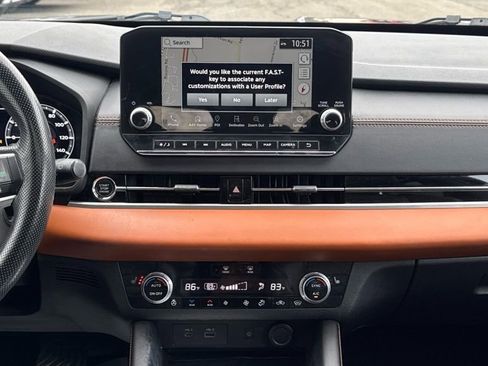 Used 2022 Mitsubishi Outlander SEL image 15