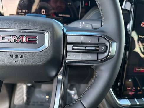 New 2026 GMC Yukon Elevation w/ Elevation Premium Package AWD/4WD image 27