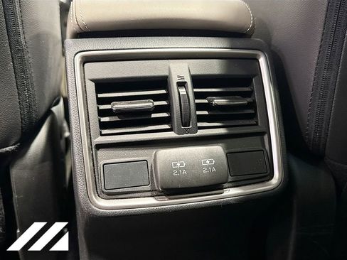 Used 2020 Subaru Forester Limited w/ Popular Package #3 AWD/4WD image 27