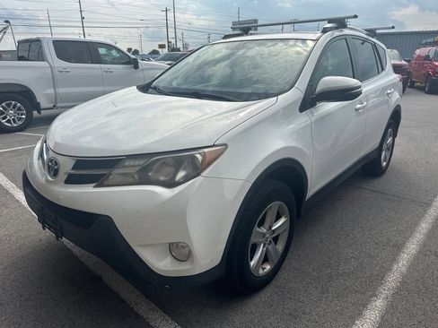 Used 2014 Toyota RAV4 XLE FWD image 6