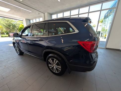 Used 2018 Honda Pilot EX image 9
