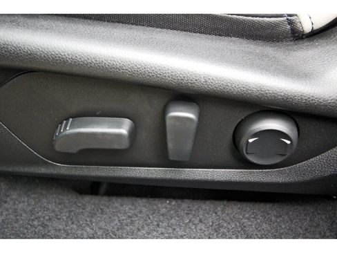 Certified 2025 Subaru Forester Limited w/ Popular Package #1 AWD/4WD image 28