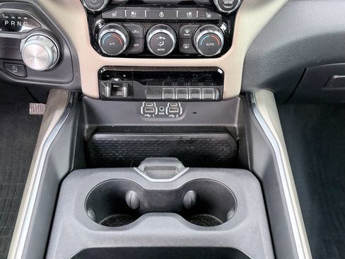 Used 2020 RAM 1500 Laramie RWD image 21