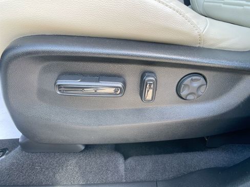 Used 2021 Honda CR-V EX-L image 13