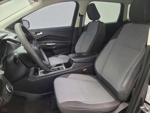 Used 2018 Ford Escape SE image 17