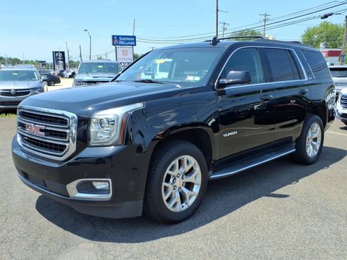 Used 2015 GMC Yukon SLT w/ HD Trailering Package AWD/4WD image 8