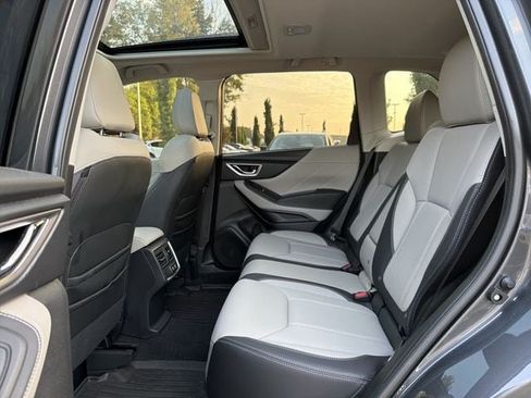 Used 2024 Subaru Forester Limited AWD/4WD image 12