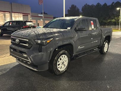 New 2025 Toyota Tacoma SR5