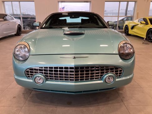 Used 2002 Ford Thunderbird image 2