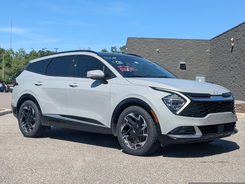 Certified 2023 Kia Sportage SX FWD image 2
