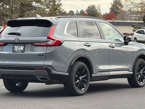 Used 2025 Honda CR-V Sport image 4