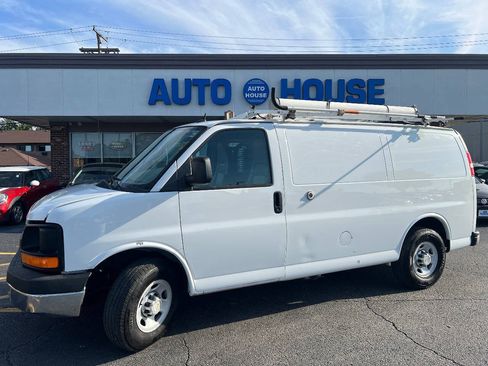 Used 2014 Chevrolet Express 2500 w/ Cold Climate Package RWD image 1