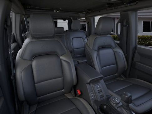 New 2025 Ford Bronco Outer Banks image 10